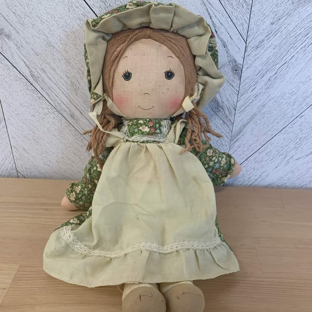 1970s Knickerbocker Holly Hobbie Amy Doll
